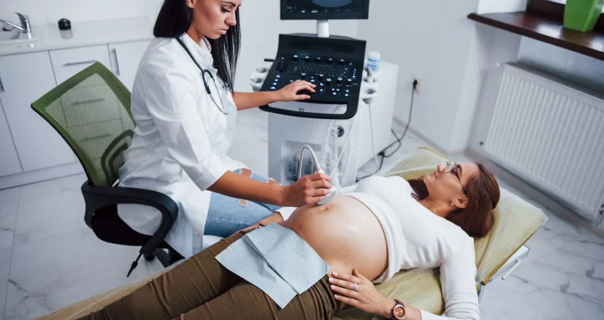 Ultrasound obstetrics and gynaecology